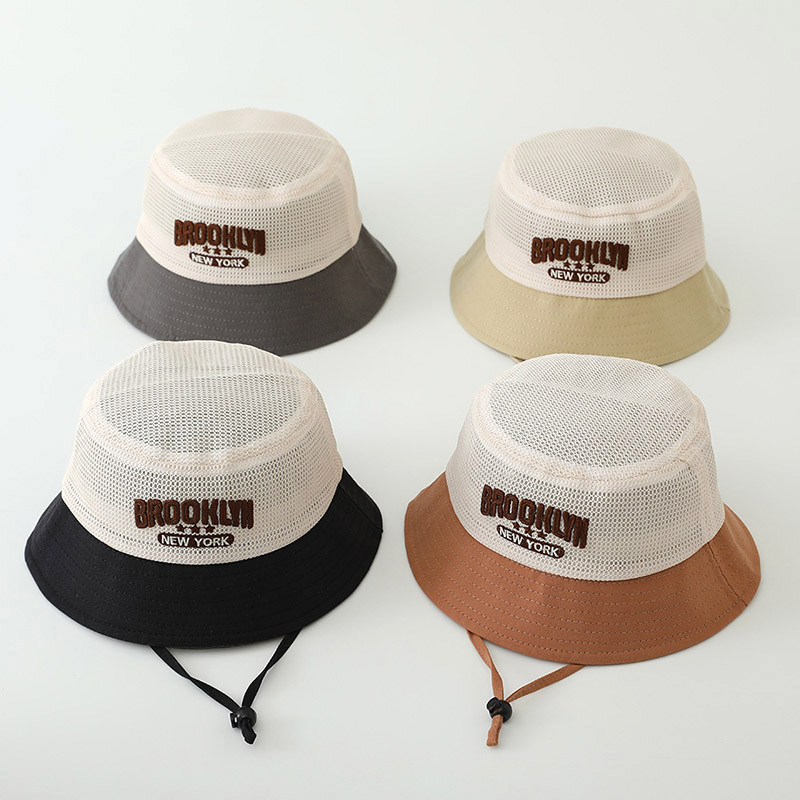 Bucket Hat Embroidered - หมวกปีกกว้างปักลายตัวอักษรสำหรับเด็ก หมวกตาข่ายระบายอากาศสำหรับฤดูร้อน เด็กชาย เด็กหญิง หมวกทรงชาวประมง แฟชั่นลายปะติด