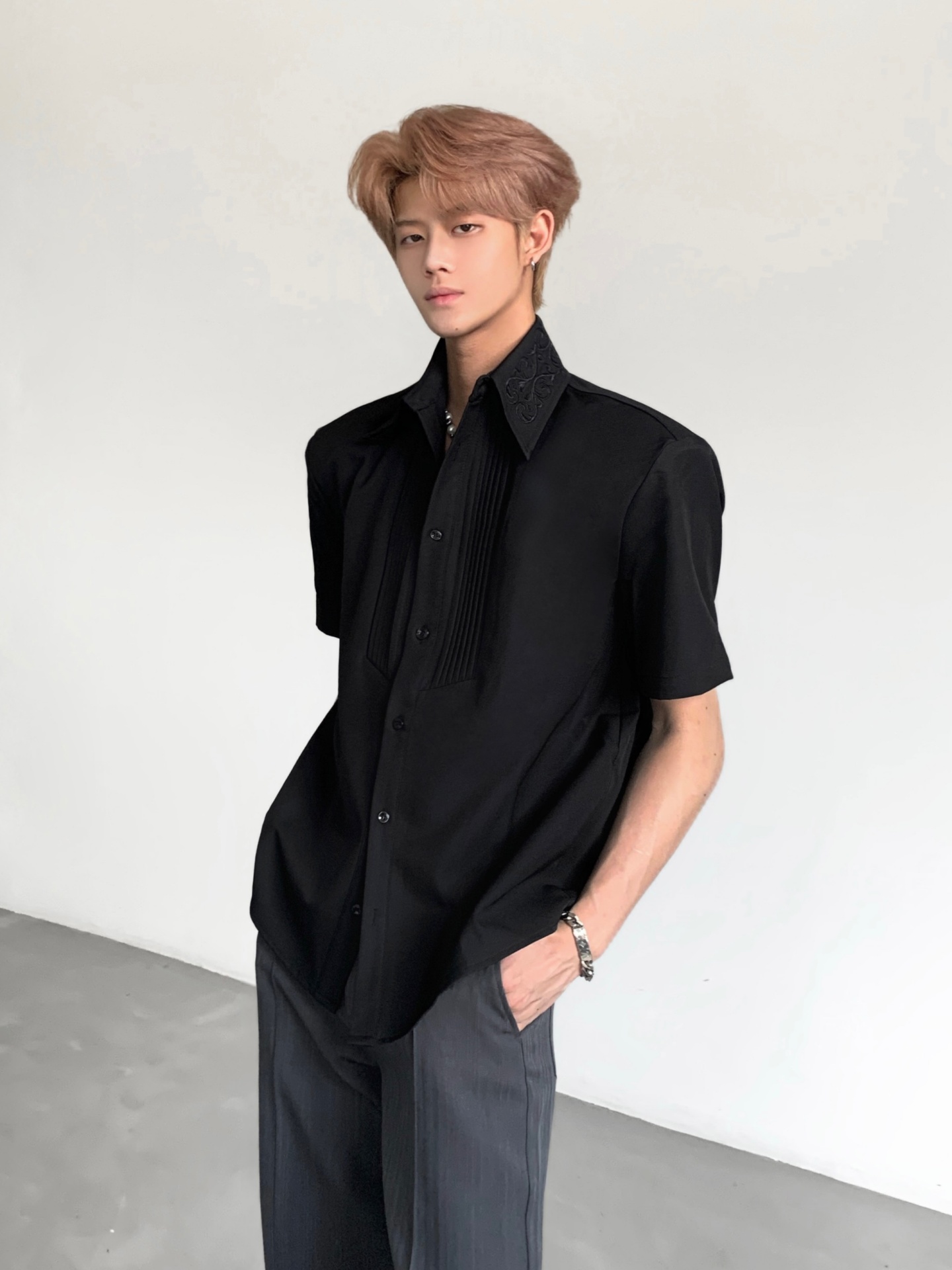 เสื้อเชิ้ตแขนสั้นปักลายหนักสำห - Urban Street Fashion Photography บทวิจารณ์และราคา